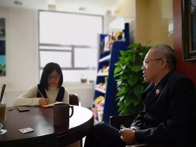 人物|许军:公诉席上的“王者荣耀”