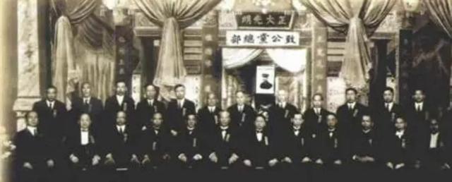 洪门：300年历史的黑帮巨头，如何从地下走向阳光？