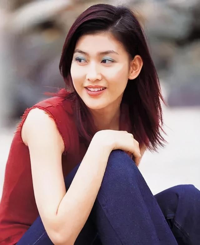 37岁李彩桦又演坏女人，段位太高，比《回家的诱惑》艾莉还可恨