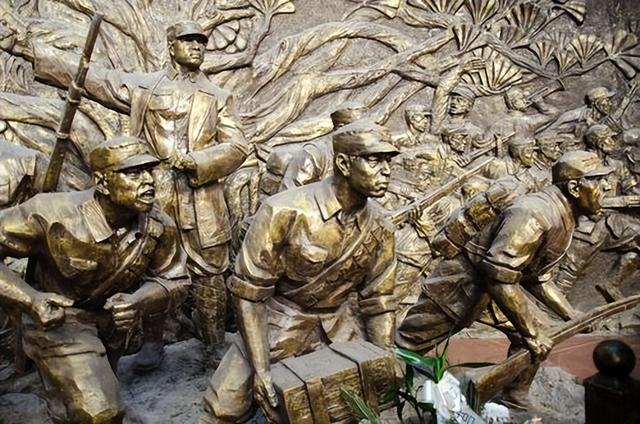 水浒传中，武松和林冲谁才是真英雄？你看毛主席是怎么点评他俩的