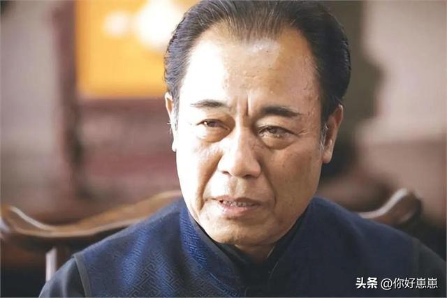 他是最干净的男演员，结婚46年零绯闻，为妻子息影12年，61岁走红
