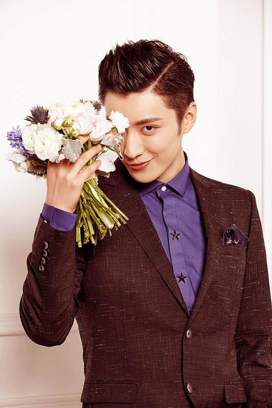 男星乔任梁去世7年：白发父母怀念他的方式招来谩骂