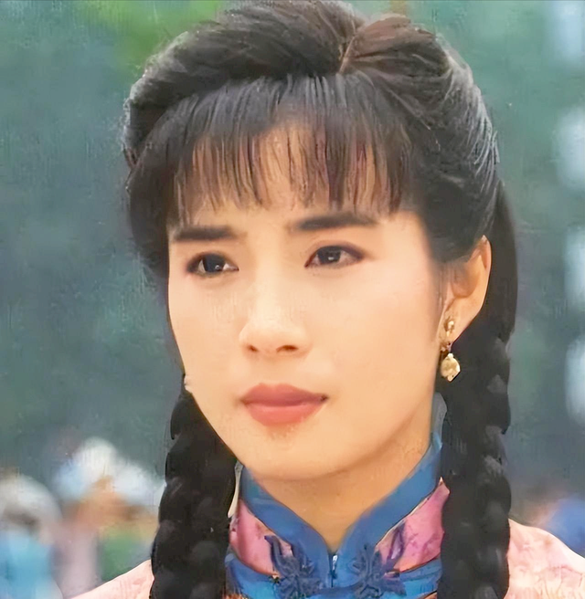 还记得“哑巴新娘”岳翎吗？隐退18年，如今55岁的她怎样了？