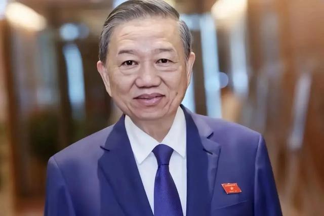 美国关税大棒击倒加墨，印度越南或成下一个“挨打”目标