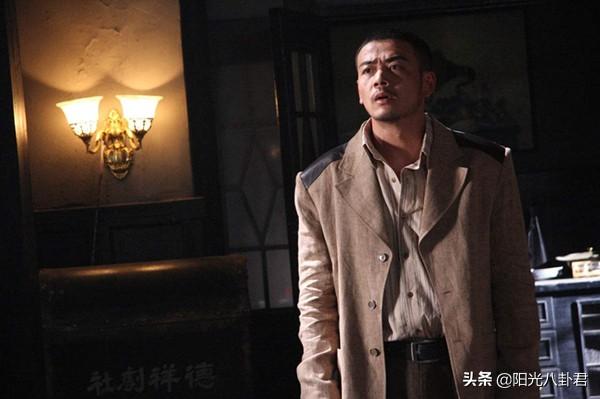 出道是小鲜肉，这6位现在都成了油腻大叔，颜值坍塌爹妈快认不出