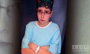 世界25大悬谜：沙滩现数十亿不明生物