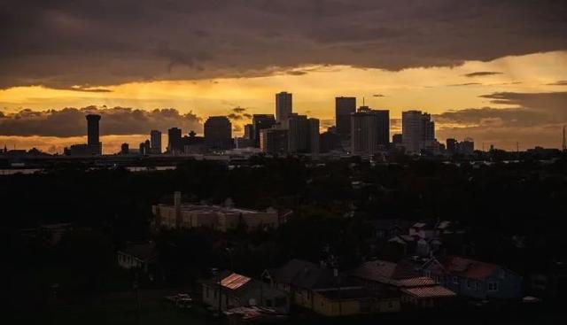 “撤离！”16年后，噩梦再上演......