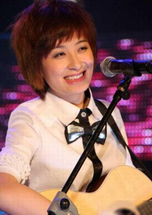 “绵羊音”曾轶可为什么不红了,看看她做了什么就明白了