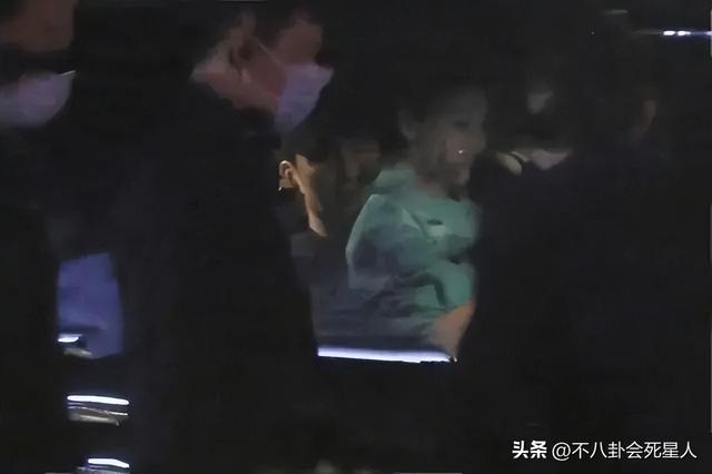 结了婚还没有分寸感，这6位明星婚后的行为真放肆