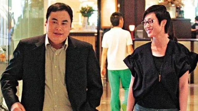 陈法蓉陪88岁父亲回江苏老家，陈父精神足，女儿57岁未婚育成遗憾