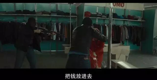 110分钟全程屏息，这是我看过最「骚」的黑帮片