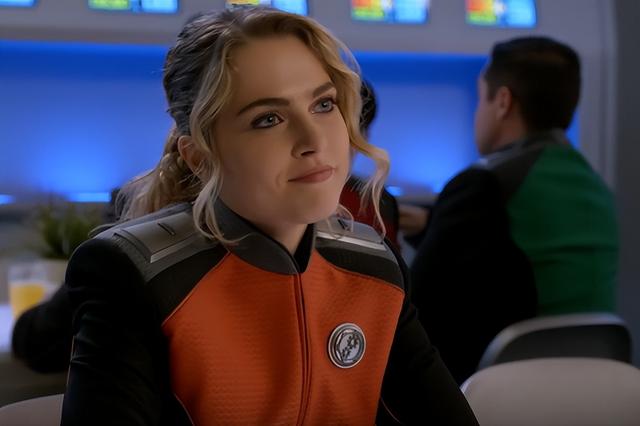 《奥维尔号第三季》第一集剧情—艾萨克的窘境