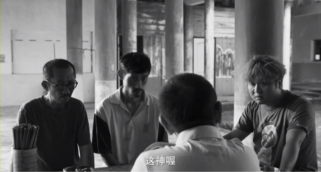 台湾近十年评分最高的电影，又好玩又扎心，可惜内地没上映