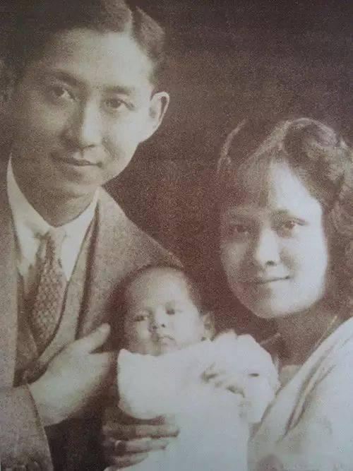 泰王的奶奶：祖籍广东潮汕，17岁就明艳动人，将美貌基因带进王室