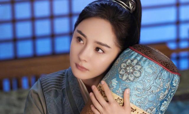 《斛珠夫人》紫簪不过是“人质交换”，为什么帝旭为她永不娶妻？