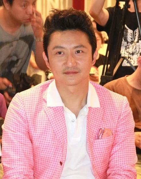 演员涂松岩：我这辈子最正确的决定，就是娶了一个平凡的妻子