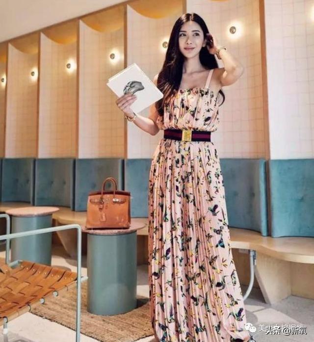 新加坡最有手段名媛，拥有全球最多爱马仕，如今44岁还在做网红