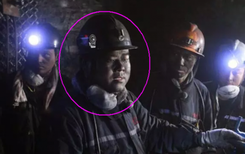 岳云鹏登上外文报刊 发微博求翻译 段子手齐聚微博下