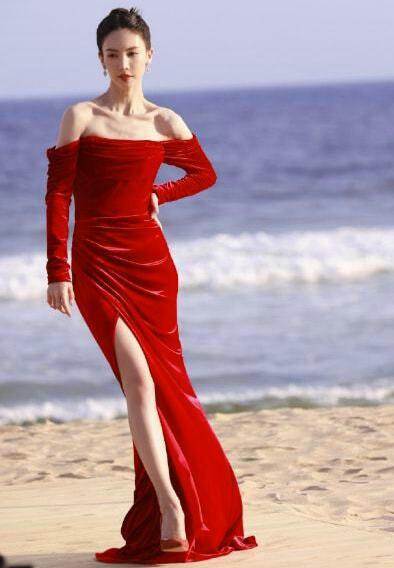 群星亮相GQ盛典红毯：热巴baby美似仙女，何穗刘雯气场超绝