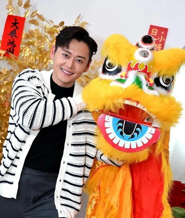 TVB视帝张振朗自爆被亲友催婚,称与女友暂没结婚计划：先专注事业