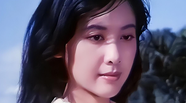 朱琳：嫁给圈外丈夫，结婚43年无儿无女，72岁风采依旧