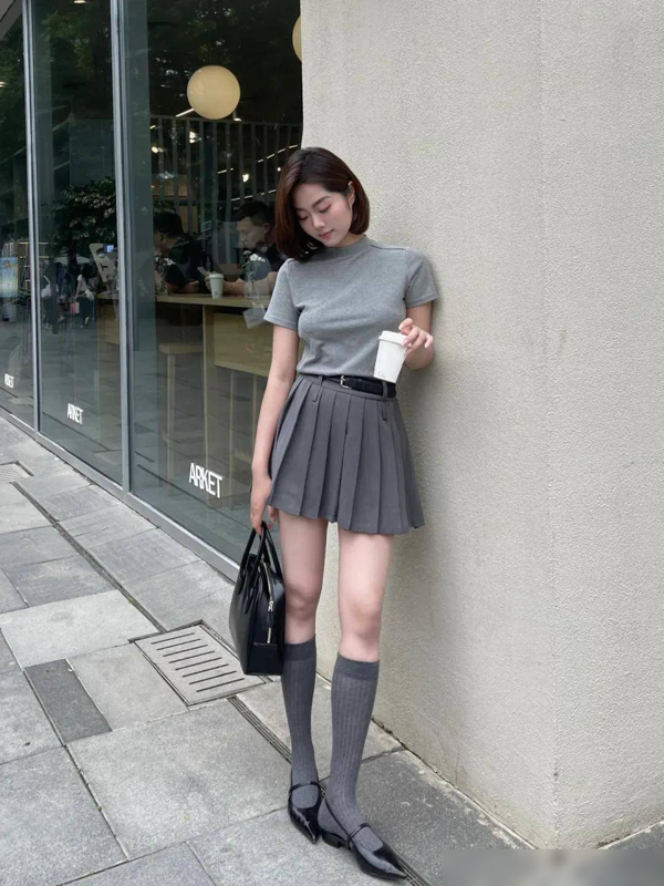 今夏“低腰裙”突然火了！可露蛮腰露腿，穿出来比你想象中要洋气