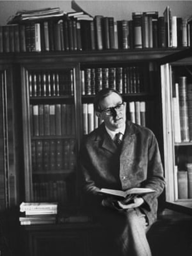 间谍小说家约翰·勒卡雷逝世，曾写出“有史以来最伟大间谍小说”