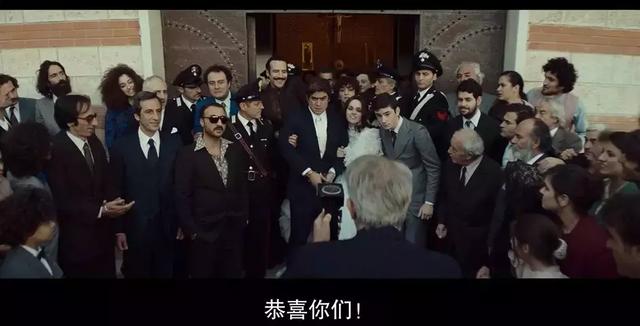 110分钟全程屏息，这是我看过最「骚」的黑帮片