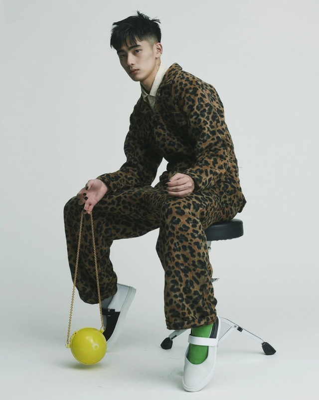 日本男模冈崎圭吾晋升奶爸，居然是直男！