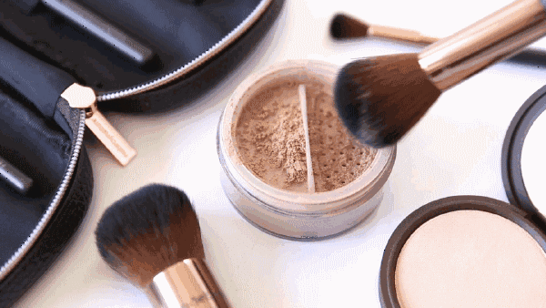 就算你去火焰山一整天,也不会脱妆的技巧,让妆容持久就靠这5点