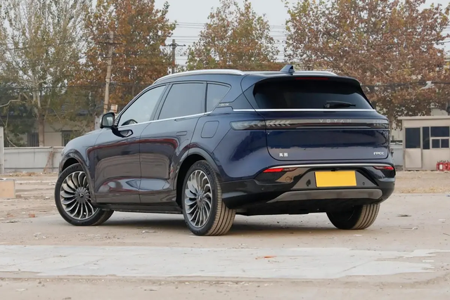 岚图FREE是真良心，终端优惠6万起步，30万以内落地你买吗？