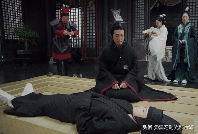 大秦赋：明明离秋比芈华好看，为何对她喜欢不起来，有3个原因