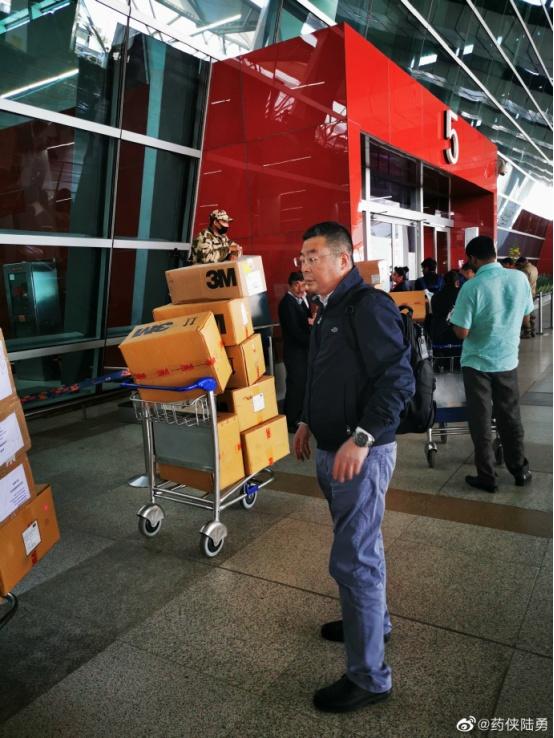 《药神》原型印度运口罩支援抗疫 网友:你就是药神