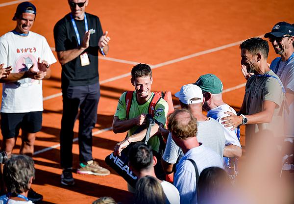 “地表最强170”告别网坛，施瓦茨曼：“我虽矮小，但从未不战而败”