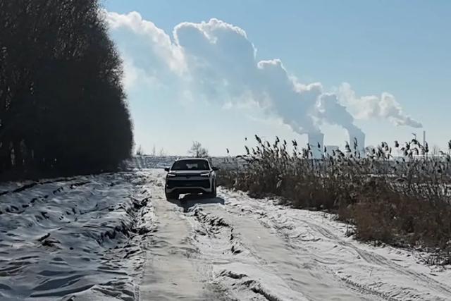 2.0T动力，带四驱，智能体验更强，试驾一汽-大众全新探岳L