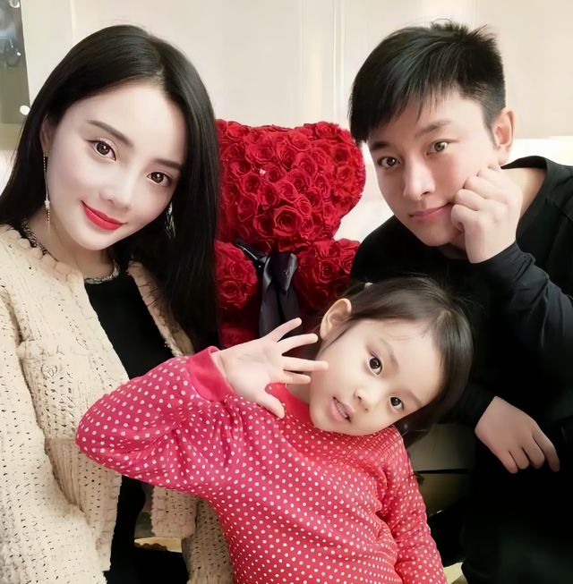 做头发事件7年后，李小璐与PGOne现状令人意外，网友：贾乃亮亏了