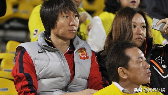 龙菲要和李铁离婚，究竟是夫妻感情不和，还是为转移资产做准备？