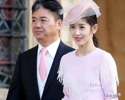 网红10年：凤姐死了李佳琦活了，薇娅直播20分钟卖出814套房