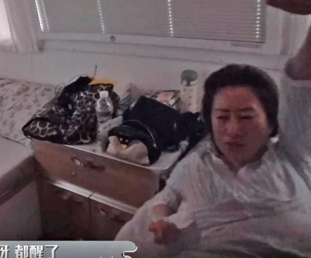 《花少4》暴露明星素颜状态：杨幂鼻孔瞩目，张凯丽颜值落差大