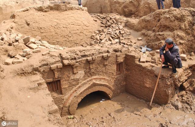 包青天留存的尸骨，多亏了这位老先生，只剩下35块