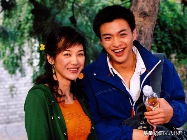 出道是小鲜肉，这6位现在都成了油腻大叔，颜值坍塌爹妈快认不出