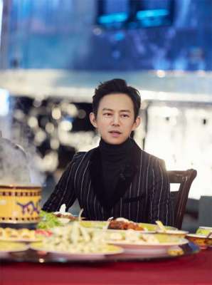 明星大侦探肖战(《明星大侦探5》肖战刘昊然走红毯帅不过三秒)