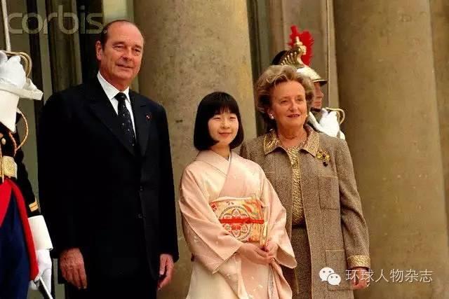 凤凰变麻雀，从公主到普通主妇，她舍弃地位换来想要的生活