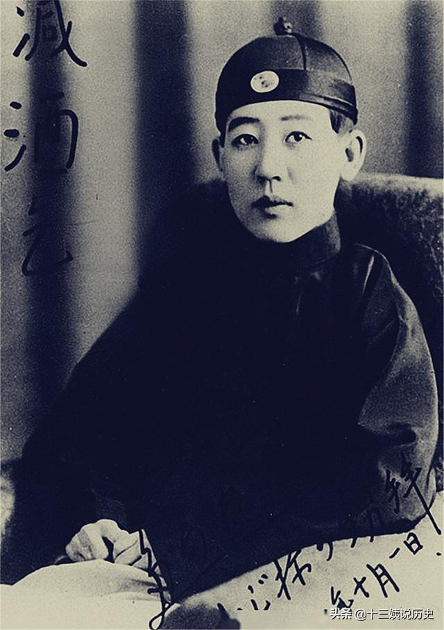 女魔头川岛芳子私房照片:根本算不上美女,17岁时被日本养父玷污