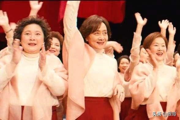 《囧妈》中客串的明星：有三位国家一级演员，还有一位乌克兰美女