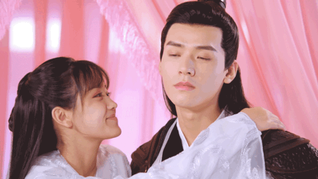 钟无寐迎来了他的最终结局，演员龚俊却一直在路上