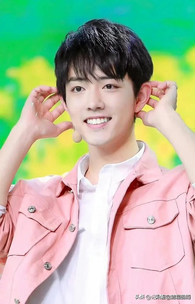 来看看内娱三位干净的青年男演员，不仅长相帅气迷人，演技精湛