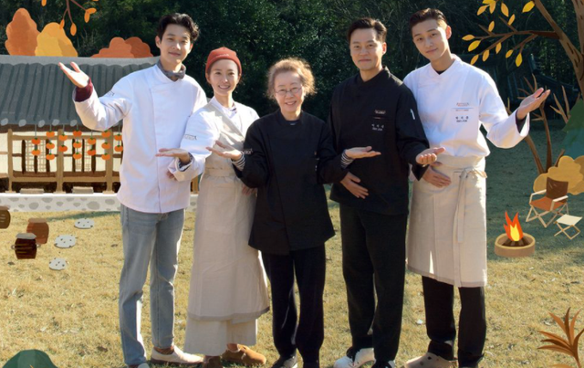 韩国“梅姨”：演情色片、被渣男伤改变命运，73岁终获最佳女配奖