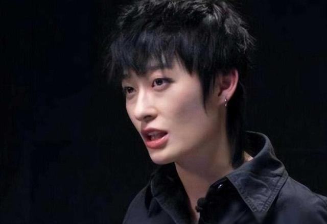 “绵羊音”曾轶可为什么不红了,看看她做了什么就明白了