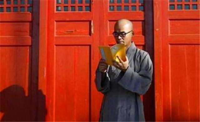 农村一小伙逆袭成富豪，上亿身家却抛妻弃子，跑到终南山剃度为僧